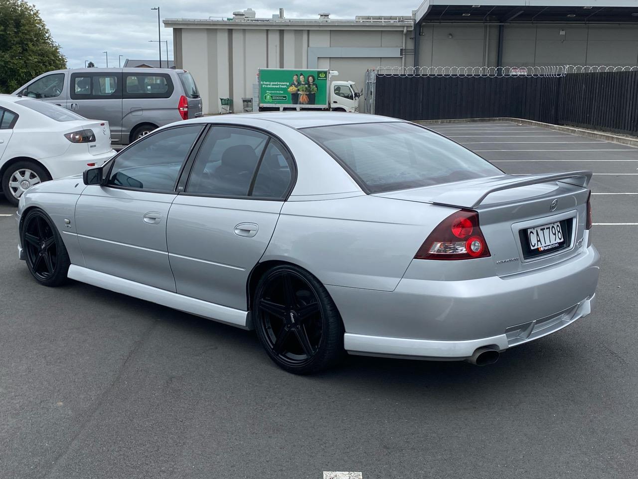2004 Holden Commodore