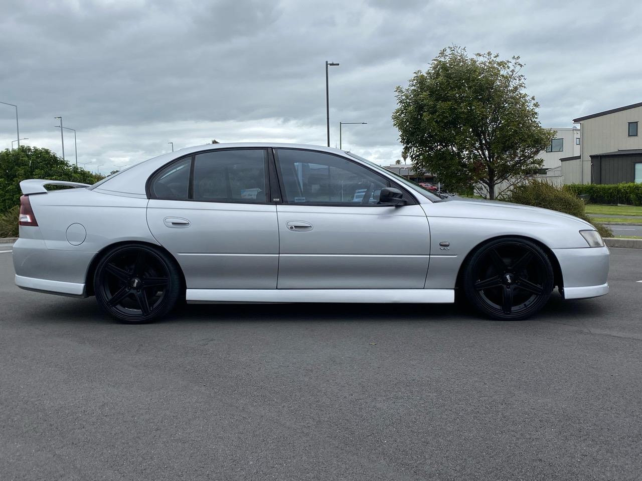 2004 Holden Commodore