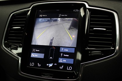 2017 Volvo Xc90 - Thumbnail