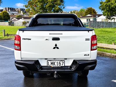 2018 Mitsubishi Triton - Thumbnail