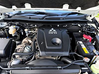 2018 Mitsubishi Triton - Thumbnail