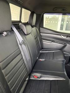 2020 Mercedes-Benz X-Class - Thumbnail