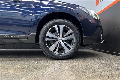 2018 Subaru OUTBACK - Thumbnail