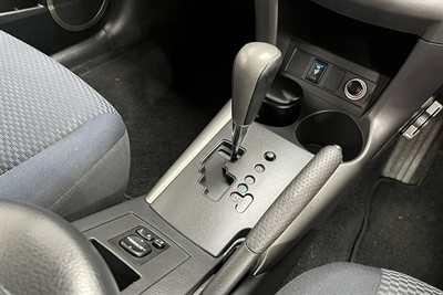 2006 Toyota RAV4 - Thumbnail