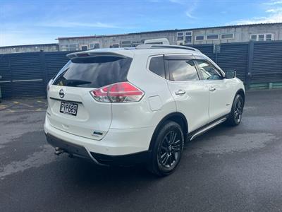 2015 Nissan X-Trail - Thumbnail