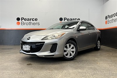 2012 Mazda Axela
