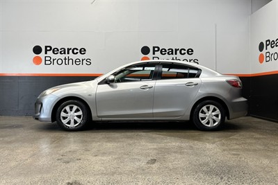 2012 Mazda Axela - Thumbnail