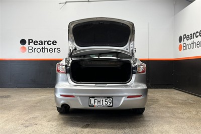 2012 Mazda Axela - Thumbnail