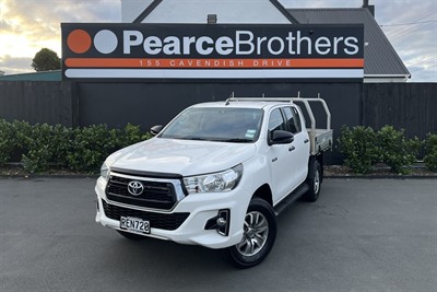 2019 Toyota Hilux - Thumbnail