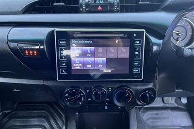 2019 Toyota Hilux - Thumbnail