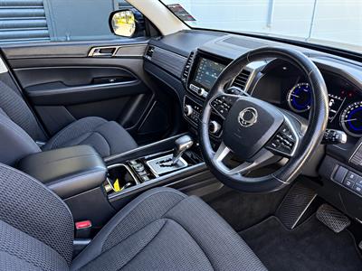 2020 Ssangyong Rexton - Thumbnail