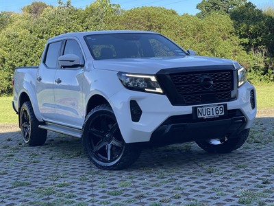 2021 Nissan Navara - Thumbnail