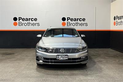 2017 Volkswagen Passat - Thumbnail