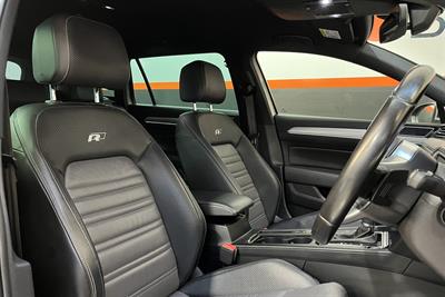 2017 Volkswagen Passat - Thumbnail