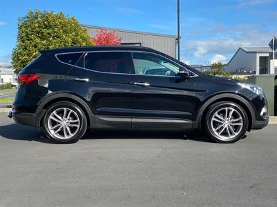 2017 Hyundai SANTA FE - Thumbnail
