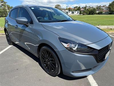 2022 Mazda 2 - Thumbnail