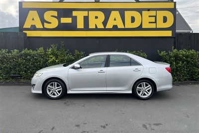 2012 Toyota Camry - Thumbnail