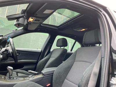 2010 BMW 325i - Thumbnail