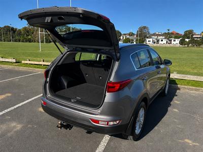 2018 Kia SPORTAGE - Thumbnail