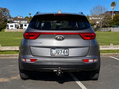 2018 Kia SPORTAGE - Thumbnail