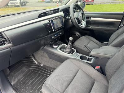 2016 Toyota Hilux - Thumbnail
