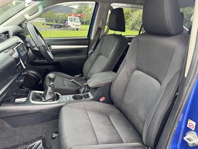 2016 Toyota Hilux - Thumbnail