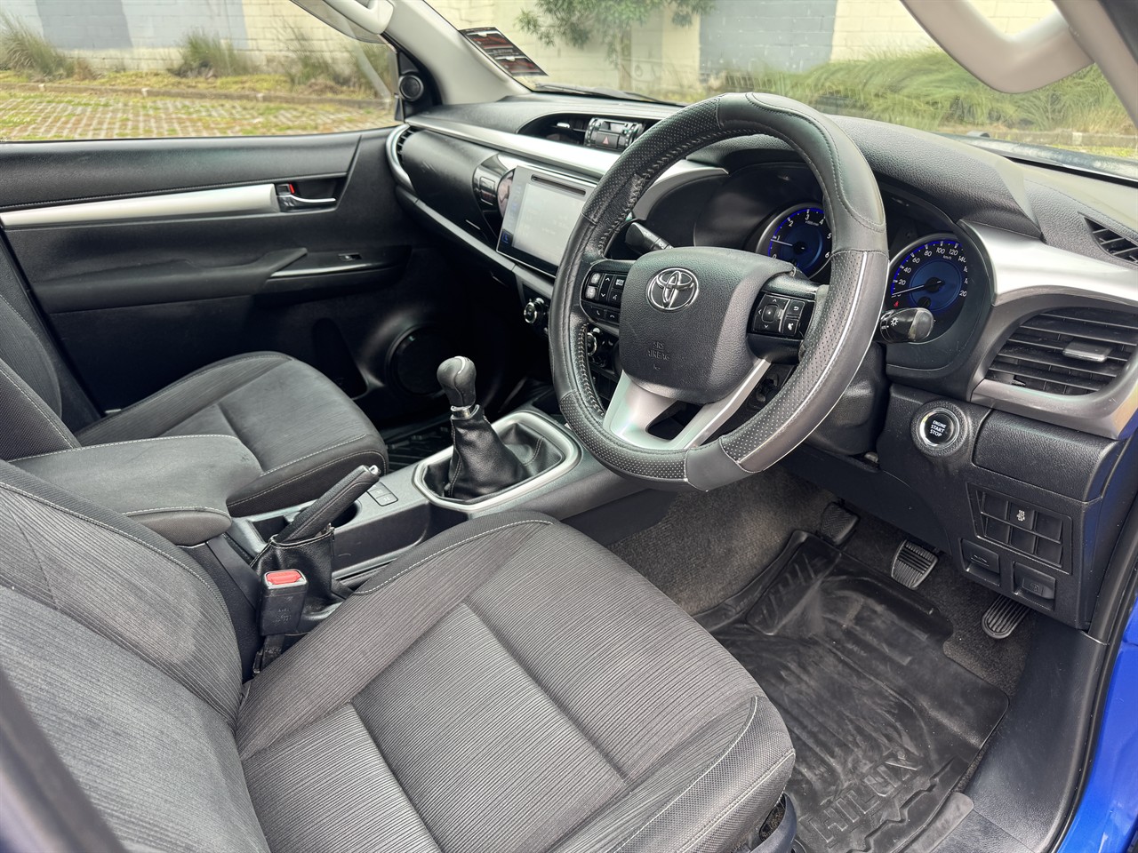 2016 Toyota Hilux