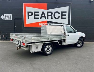 2014 Nissan Navara - Thumbnail