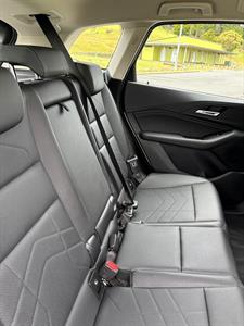 2023 BMW 225e - Thumbnail