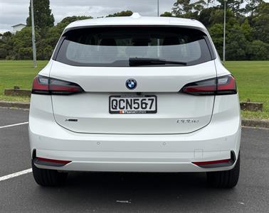 2023 BMW 225e - Thumbnail