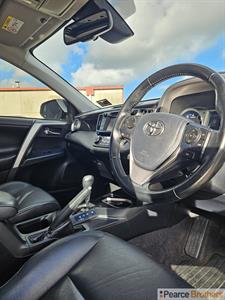 2017 Toyota RAV4 - Thumbnail