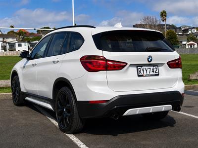 2016 BMW X1 - Thumbnail