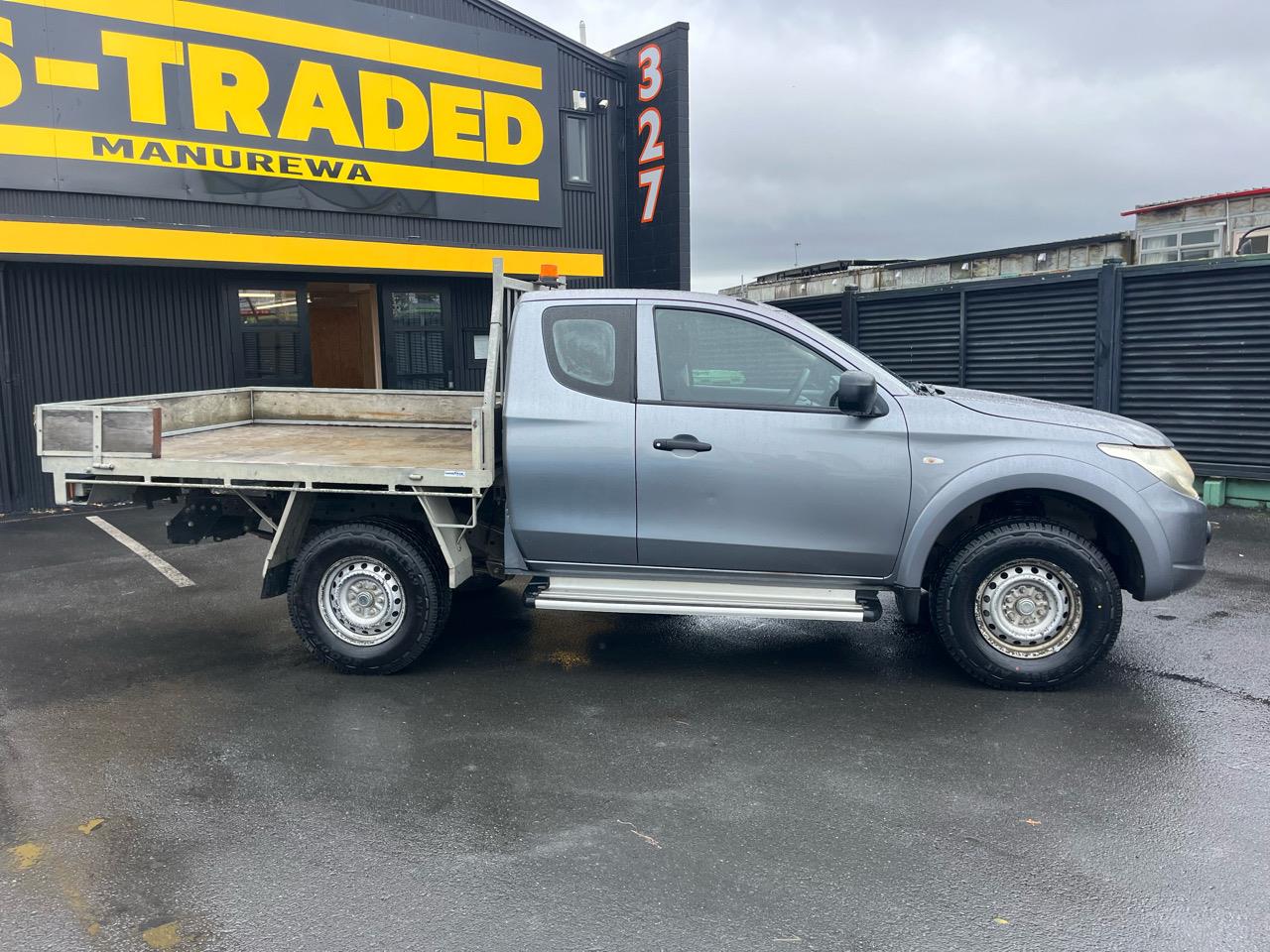 2016 Mitsubishi Triton