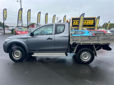 2016 Mitsubishi Triton - Thumbnail