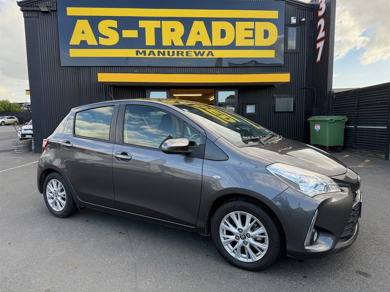 2017 Toyota YARIS