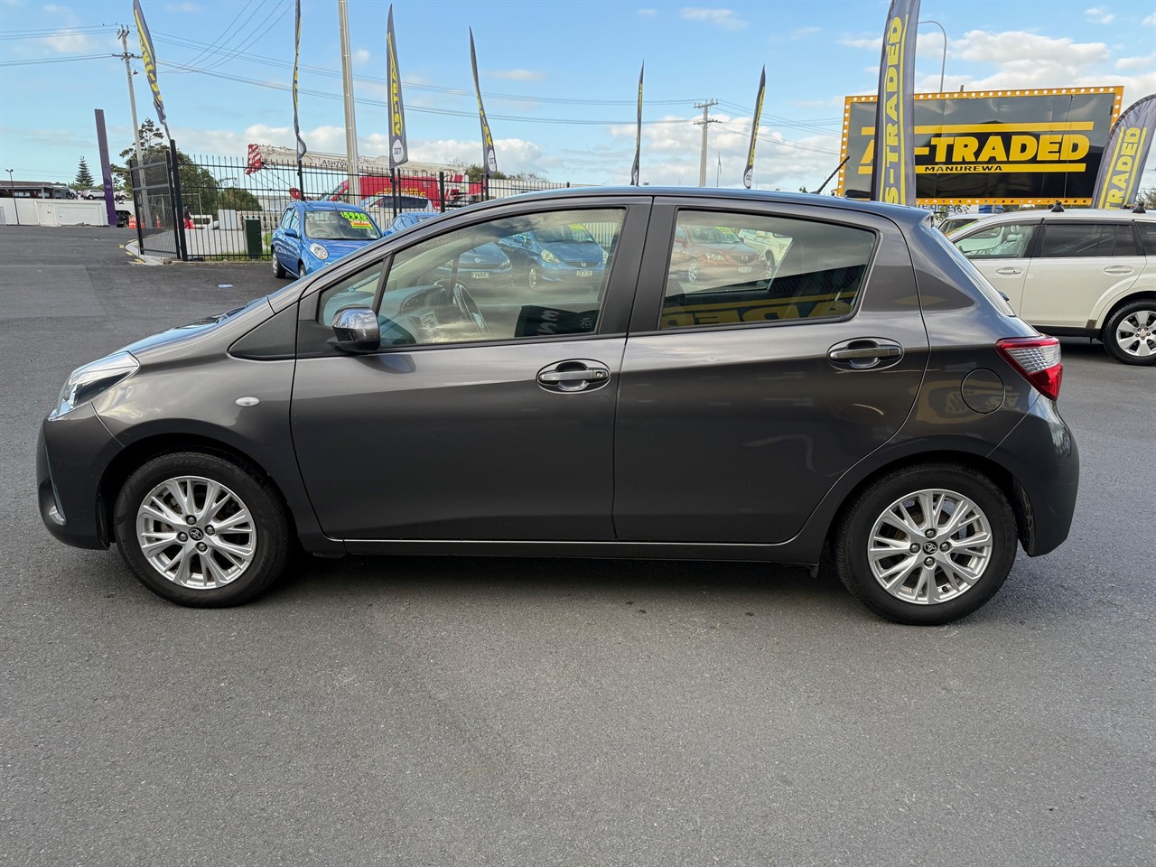 2017 Toyota YARIS
