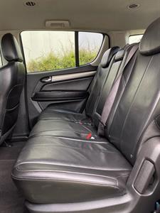 2016 Holden Colorado - Thumbnail