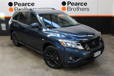 2014 Nissan Pathfinder - Thumbnail
