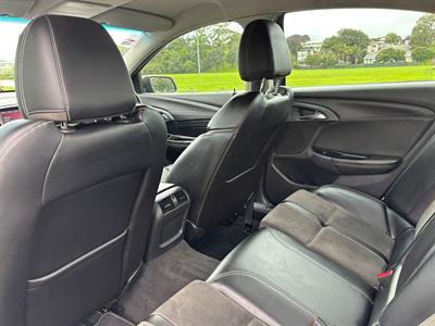 2014 Holden Commodore - Thumbnail