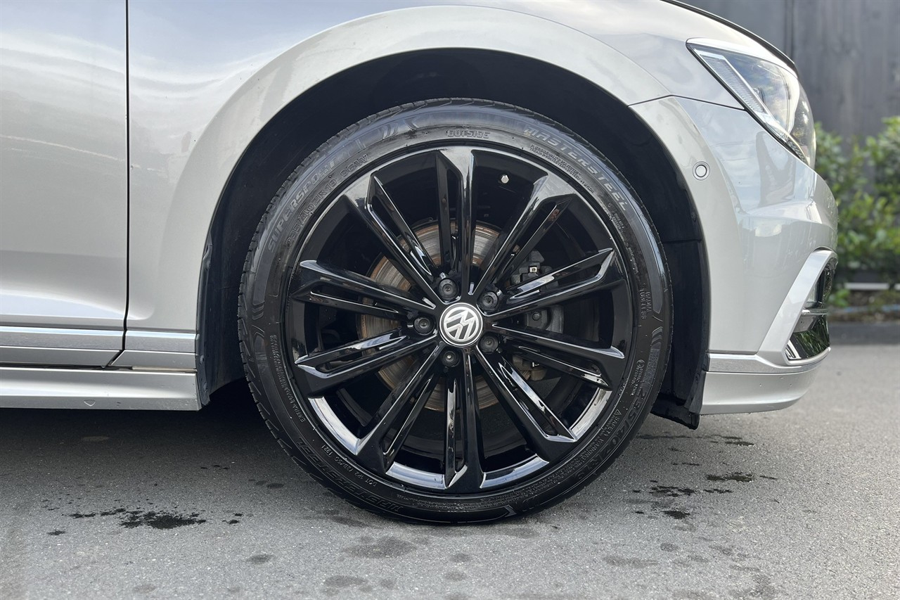 2017 Volkswagen Passat