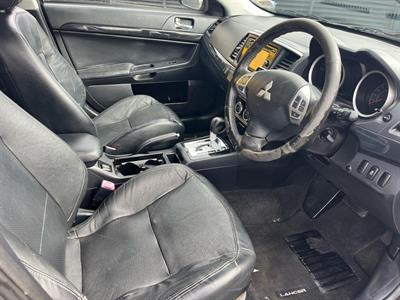 2014 Mitsubishi Lancer - Thumbnail