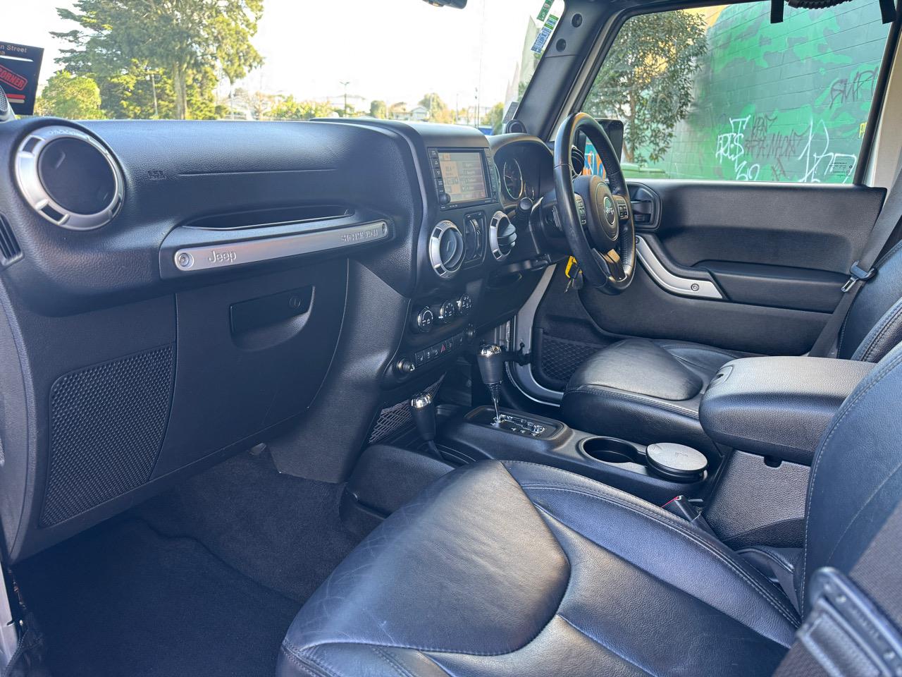 2013 Jeep WRANGLER