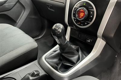 2019 Isuzu D-Max - Thumbnail