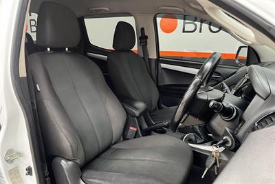 2019 Isuzu D-Max - Thumbnail