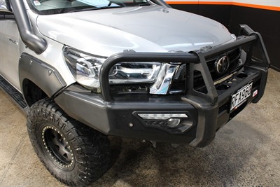 2021 Toyota Hilux - Thumbnail