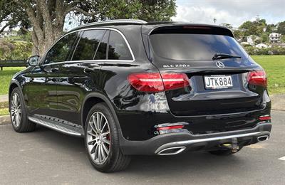 2016 Mercedes-Benz GLC 220 - Thumbnail