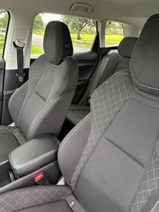 2021 Skoda Karoq - Thumbnail