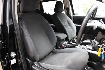 2019 Nissan Navara - Thumbnail