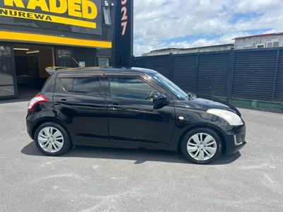 2014 Suzuki Swift - Thumbnail