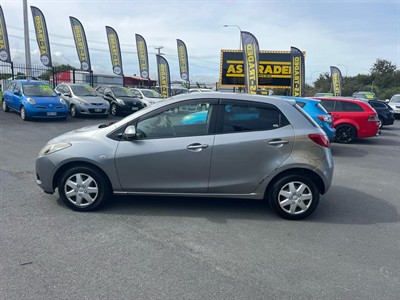 2010 Mazda Demio - Thumbnail